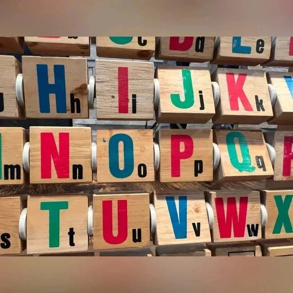 EDDU TOY | Wooden ABC & shapes hanging board - Picture 4 of 8